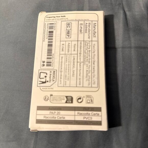 Elegant White and Pink Nail Art Set - Picture 10 of 12